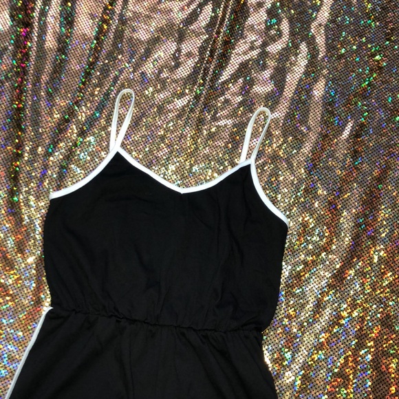 -Boutique- Shorts Romper - Picture 7 of 17